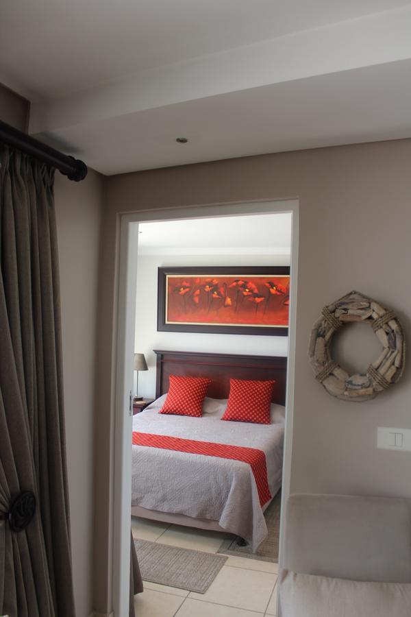 Seafront Apartment In Μόσελ Μπέι Εξωτερικό φωτογραφία